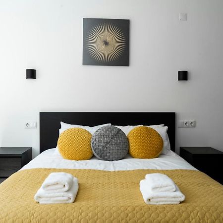 Almada Downtown 202 Apartment Porto Luaran gambar