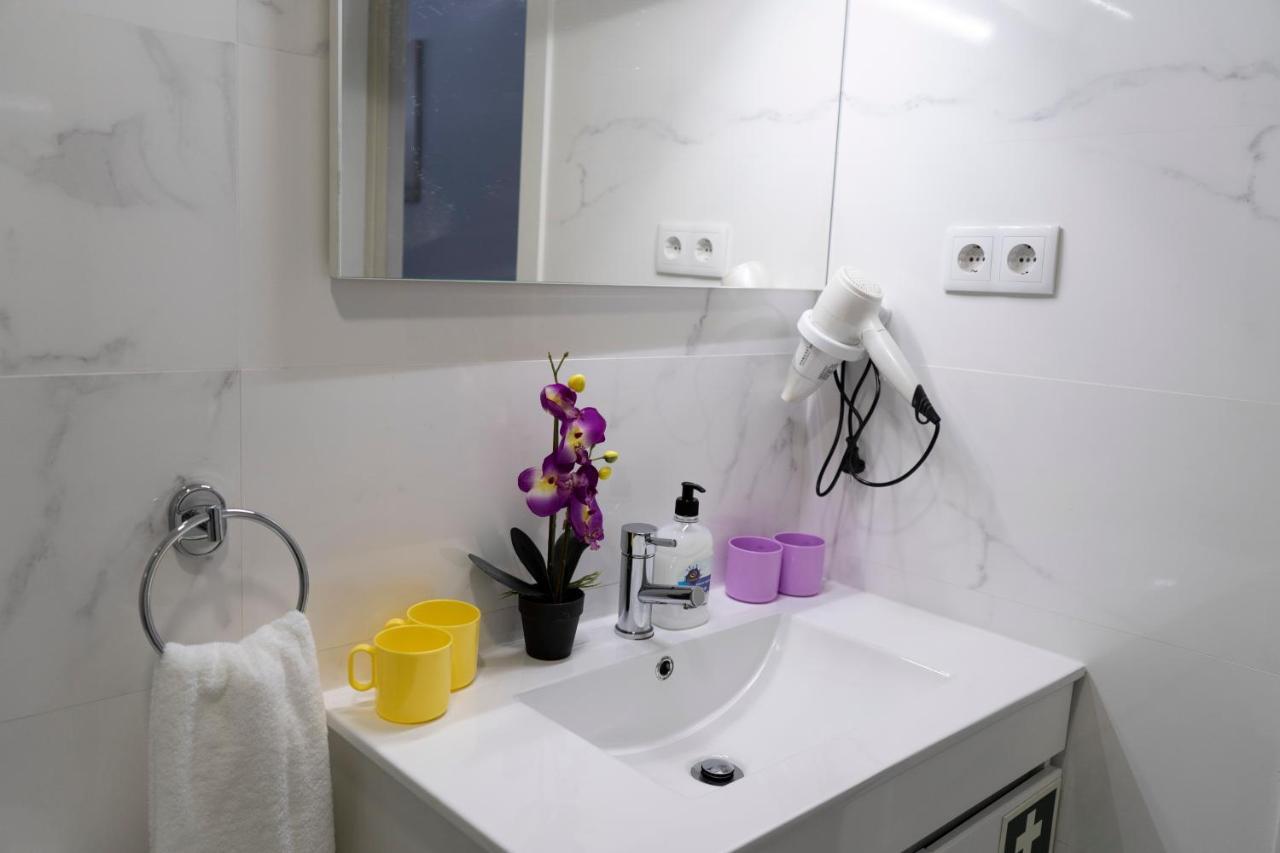 Almada Downtown 202 Apartment Porto Luaran gambar